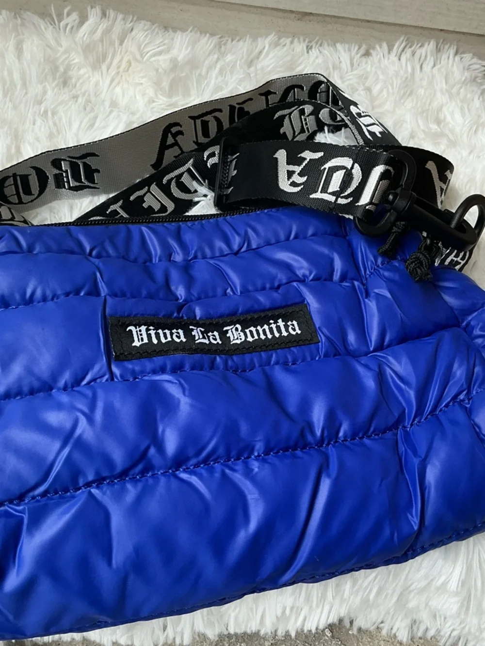 Viva La Bonita Quilted Puffer Crossbody - Electric Blue with Black/White Strap - Picture 4 of 8
